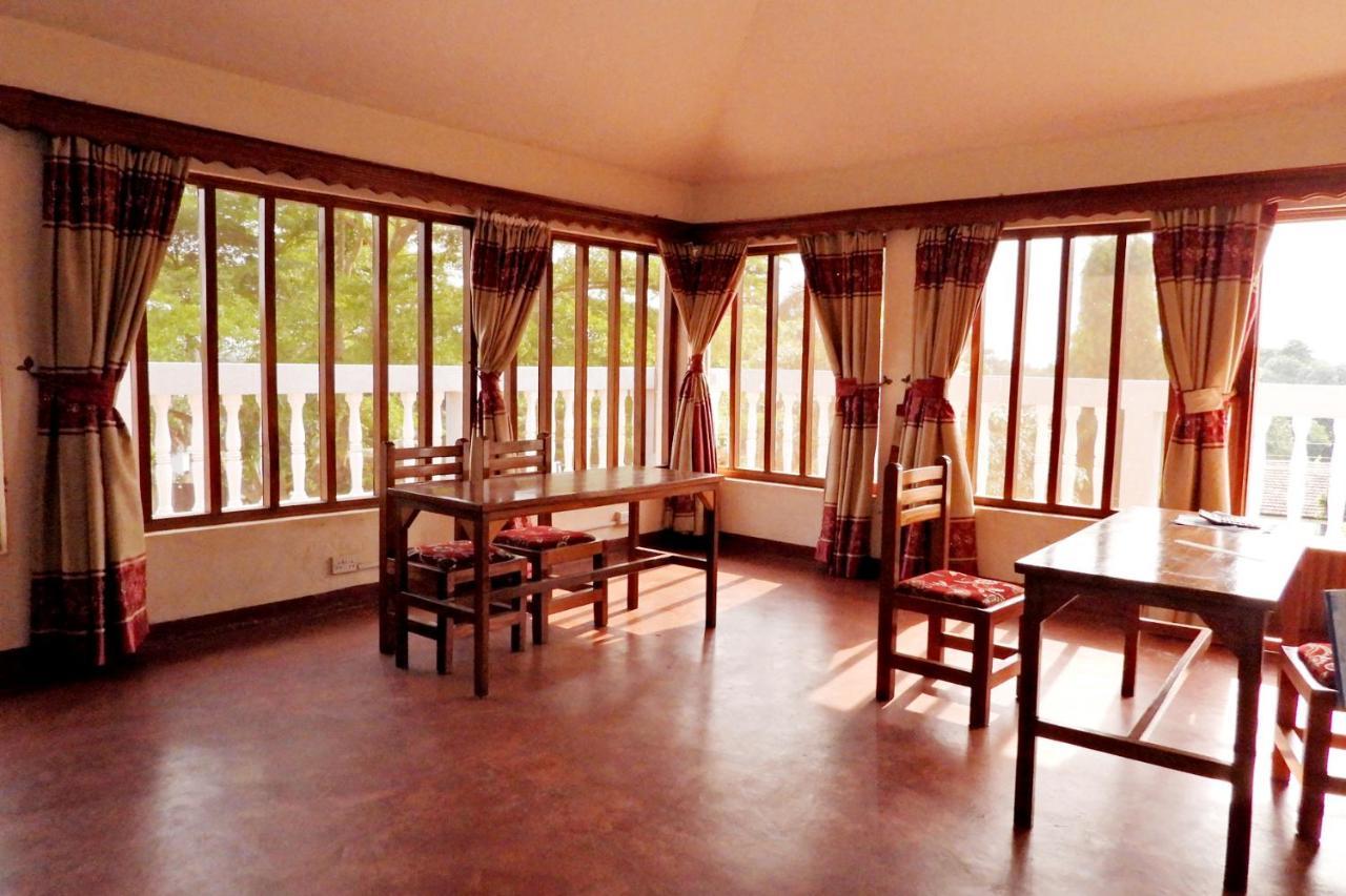 Skyway Hotel Entebbe Extérieur photo