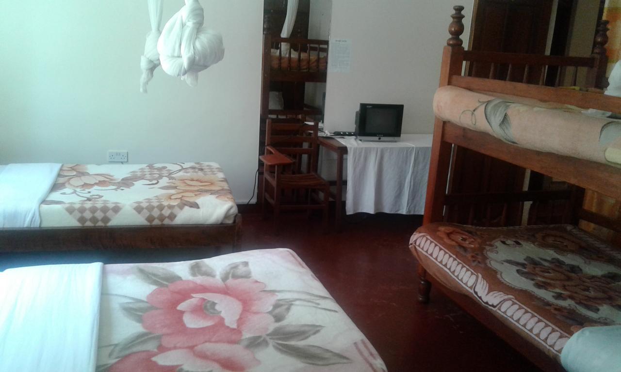 Skyway Hotel Entebbe Extérieur photo