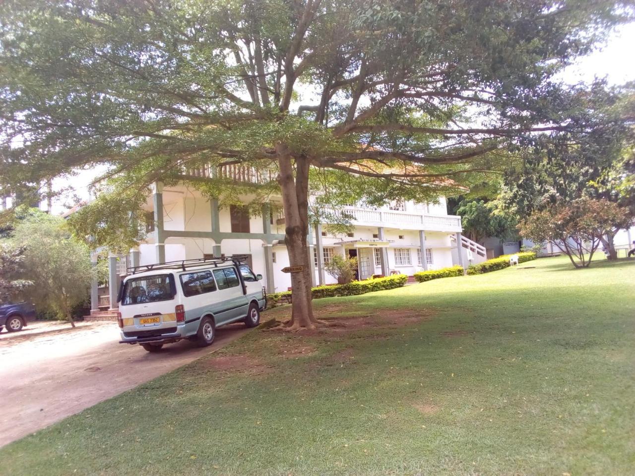 Skyway Hotel Entebbe Extérieur photo